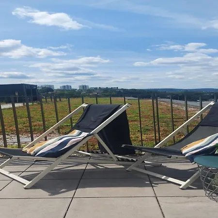 - The Niu, Sparrow By Ihg