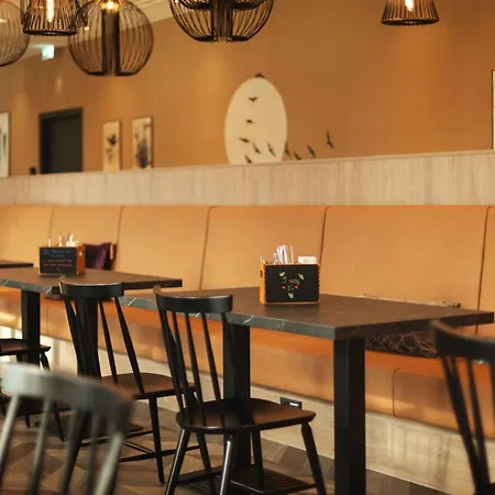- The Niu, Sparrow By Ihg Hotel Regensburg