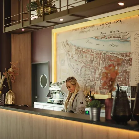 - The Niu, Sparrow By Ihg Regensburg