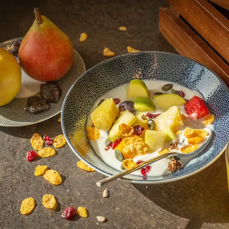 Hotel - The Niu, Sparrow By Ihg Ratisbona