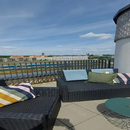 - The Niu, Sparrow By Ihg 3*