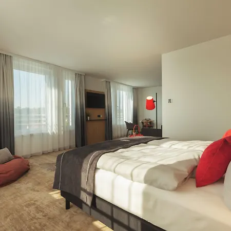 Hotel - The Niu, Sparrow By Ihg 3*