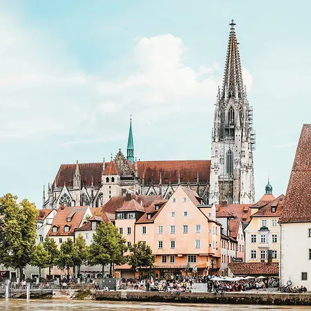 - The Niu, Sparrow By Ihg Hotel Regensburg